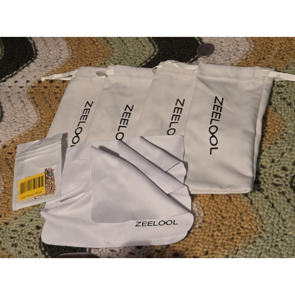 zeelool glasses Case